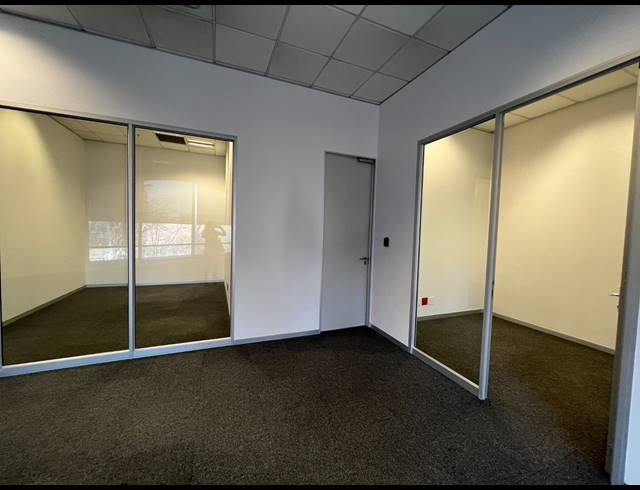 534M² OFFICE TO LET IN ROSEBANK